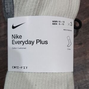 Nike Everyday Plus Crew Socks - Light Gray and Dark Gray